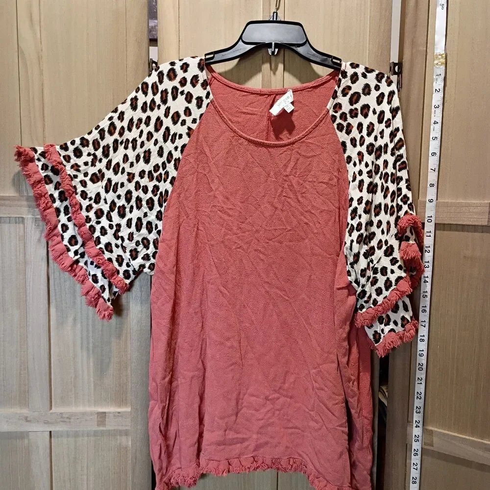 Umgee 2xl patchwork leopard raw hem linen blend shirt - Picture 1 of 4